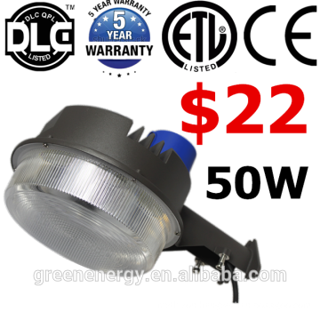 DLC ETL Shenzhen factory price yard garden lighting low power home use 30w 50w 70w LED dusk to dawn light IP65